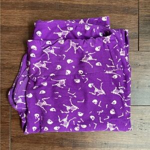 Lularoe Halloween Leggings TC skeletons